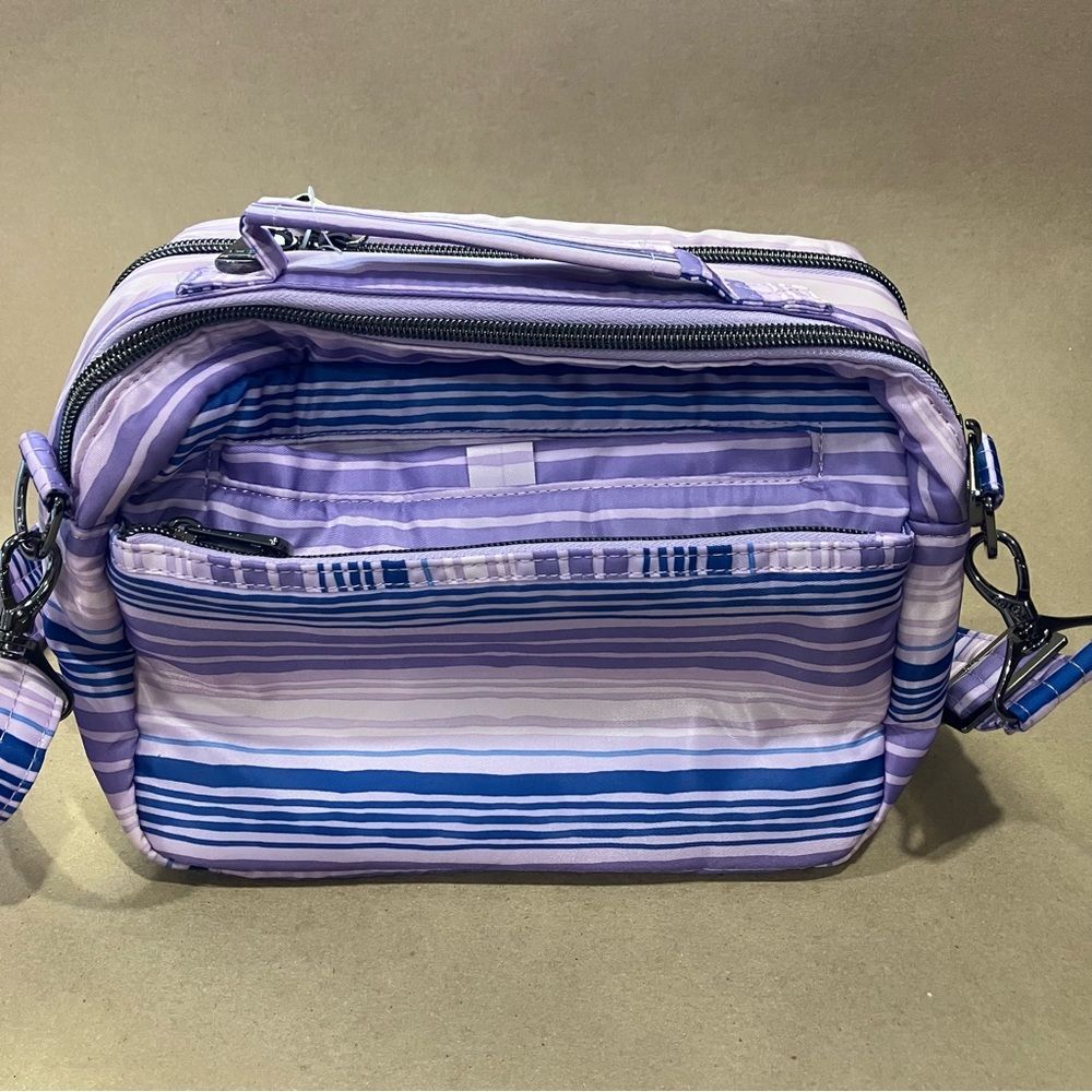 Lug East West Crossbody - Bebop Love Waves Purple NWOT - Picture 5 of 11